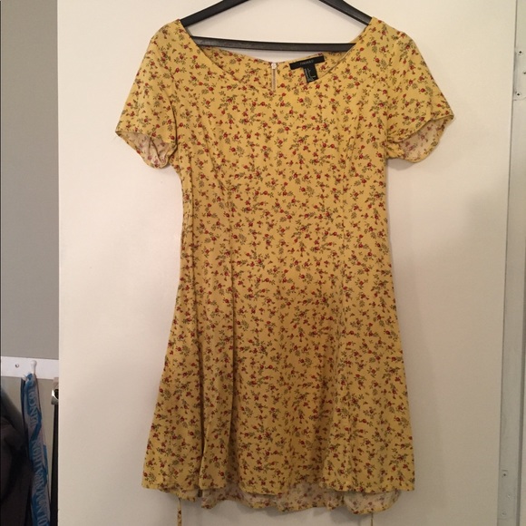 Forever 21 Dresses & Skirts - Yellow Floral Print Dress